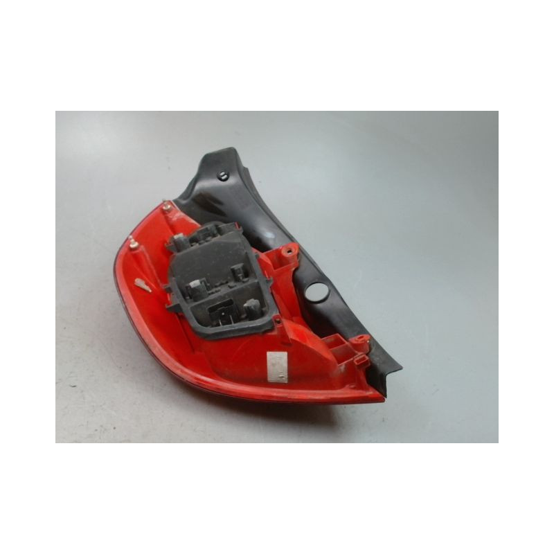 FEU ARRIERE DROIT RENAULT CLIO III Phase 1 2005-2009