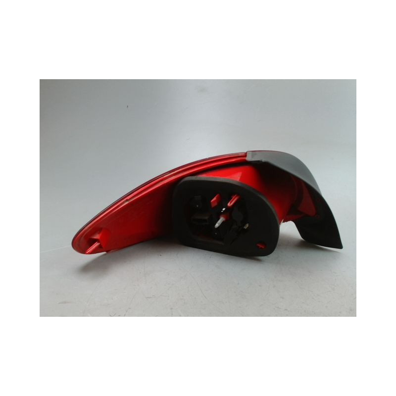 FEU ARRIERE DROIT PEUGEOT 206 + 2009-2013