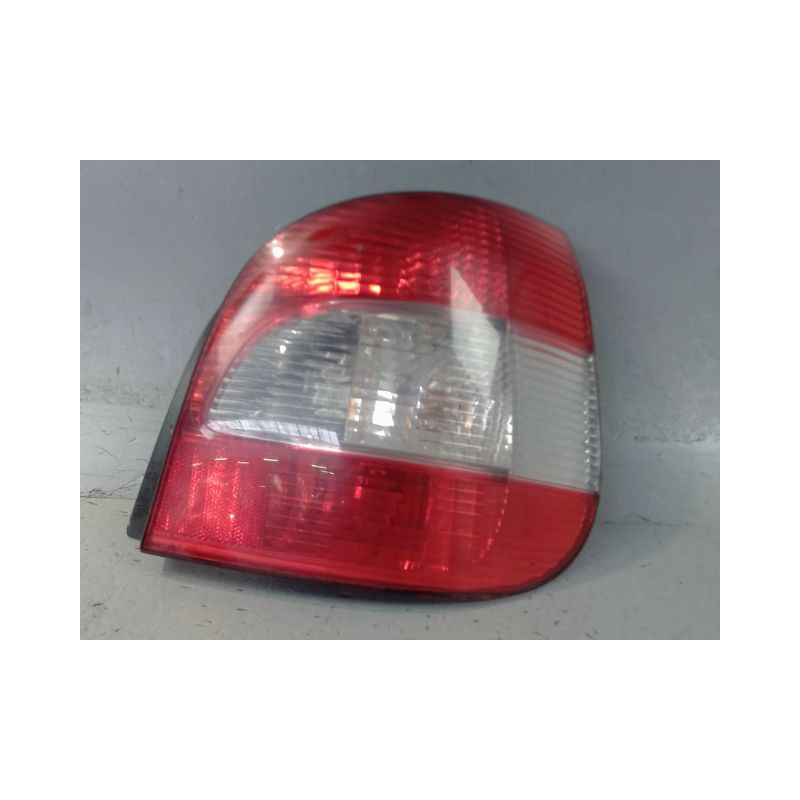 FEU ARRIERE DROIT RENAULT SCENIC I PH2 99-03