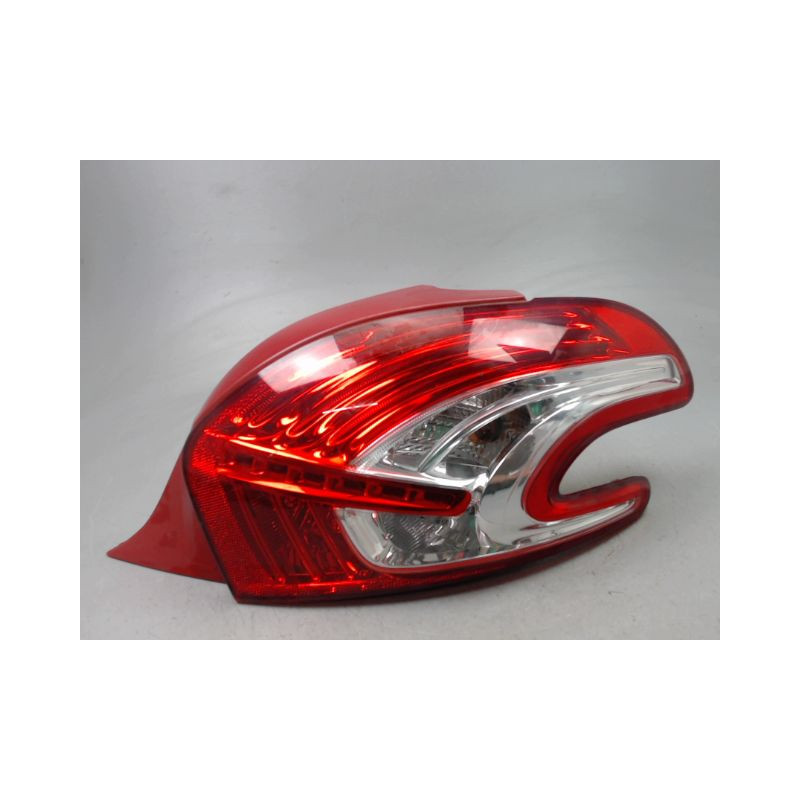 FEU ARRIERE DROIT PEUGEOT 208 Phase 1 2012-...
