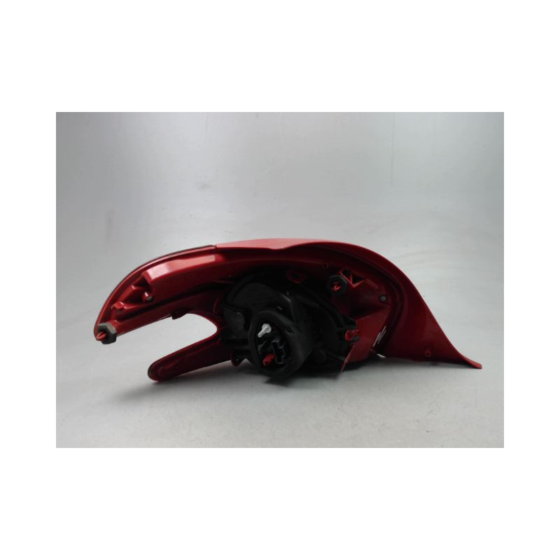FEU ARRIERE DROIT PEUGEOT 208 Phase 1 2012-...
