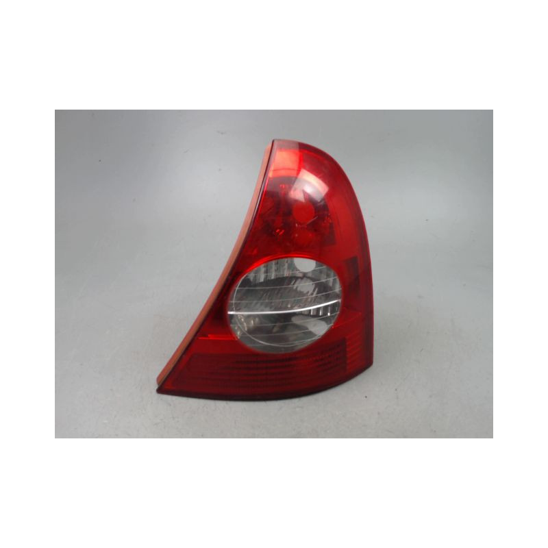 FEU ARRIERE DROIT RENAULT CLIO II Phase 2 2001-2006