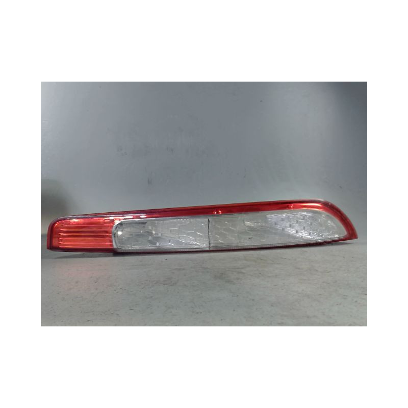 FEU ARRIERE DROIT FORD FOCUS 2008-