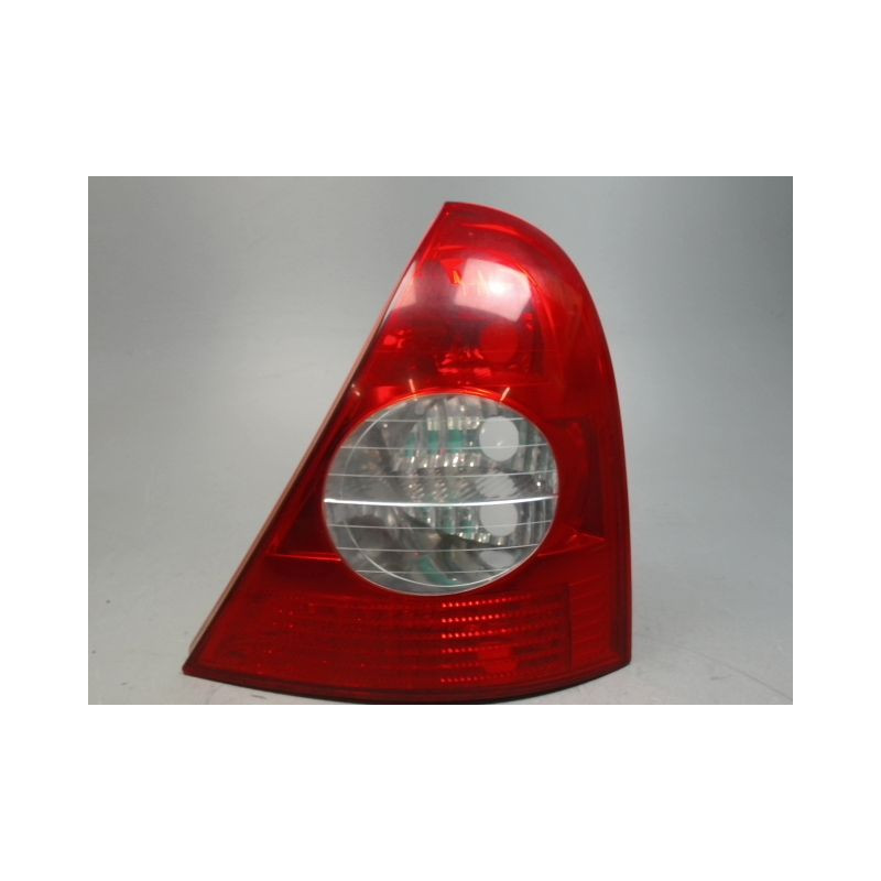 FEU ARRIERE DROIT RENAULT CLIO II PH.2 01-06