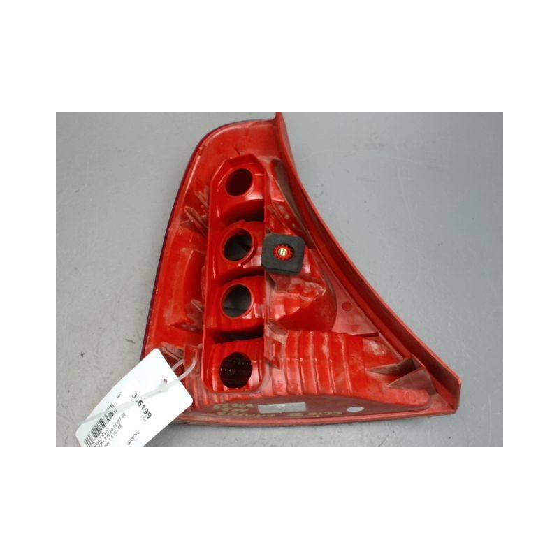 FEU ARRIERE DROIT RENAULT CLIO II PH.2 01-06
