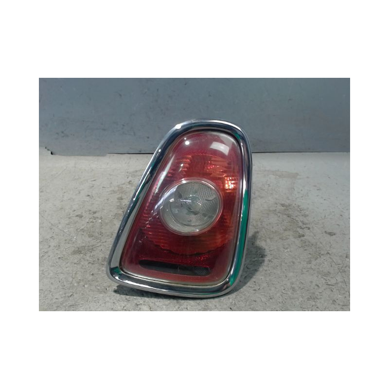 FEU ARRIERE DROIT MINI MINI 2006-