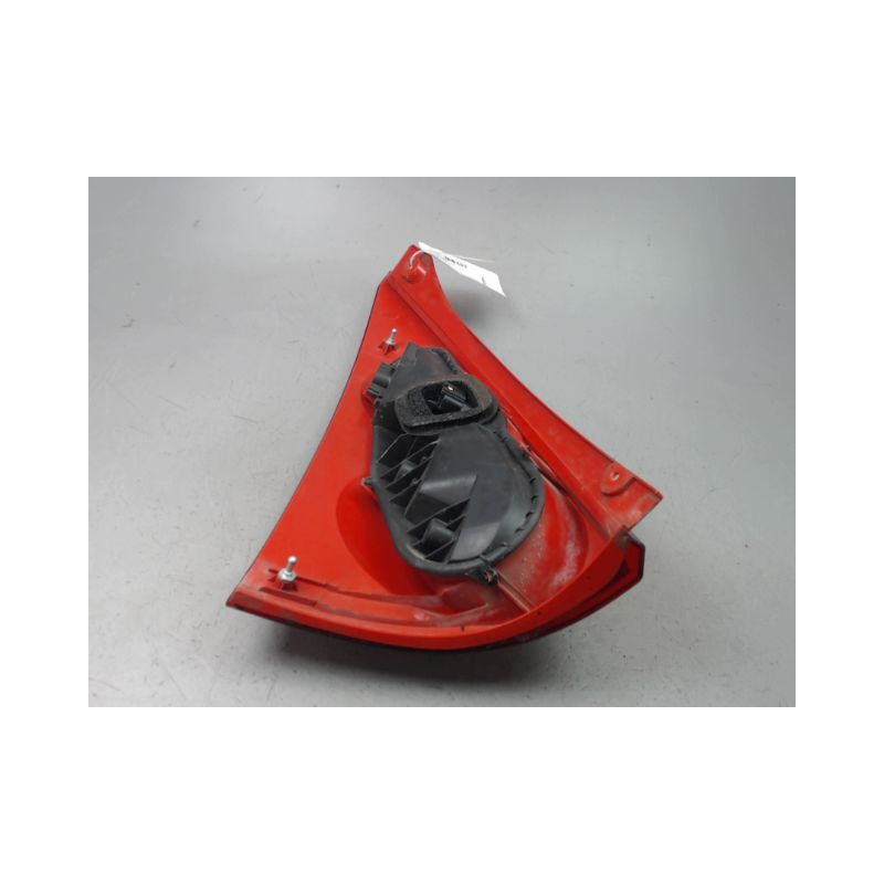 FEU ARRIERE DROIT PEUGEOT 107 Phase 2 2009-2012