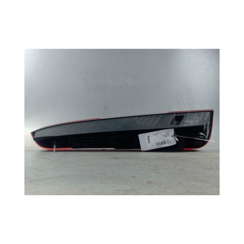 FEU ARRIERE DROIT FORD C-MAX