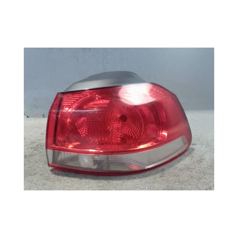 FEU ARRIERE DROIT VOLKSWAGEN GOLF VI 2008-