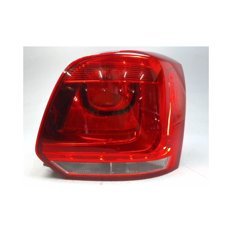 FEU ARRIERE DROIT VOLKSWAGEN POLO 2009-