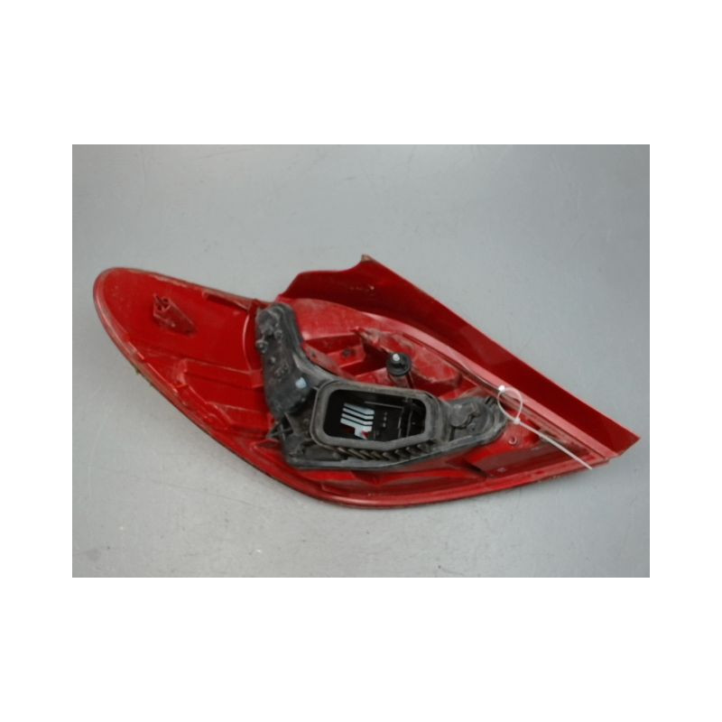 FEU ARRIERE DROIT PEUGEOT 207 5P