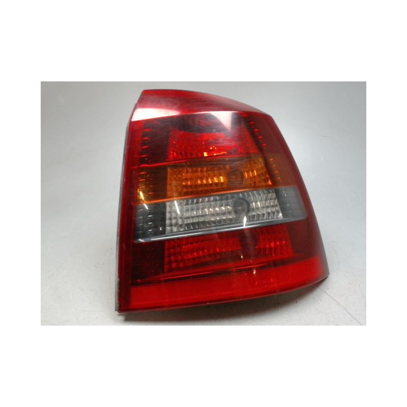 FEU ARRIERE DROIT OPEL ASTRA 98-2004