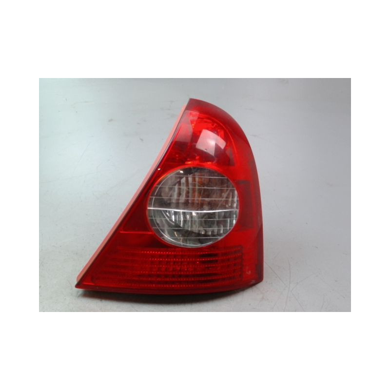 FEU ARRIERE DROIT RENAULT CLIO II Phase 2 2001-2006