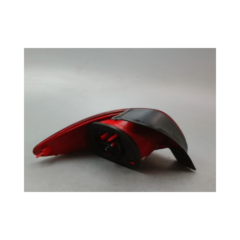 FEU ARRIERE DROIT PEUGEOT 206 + 2009-2013