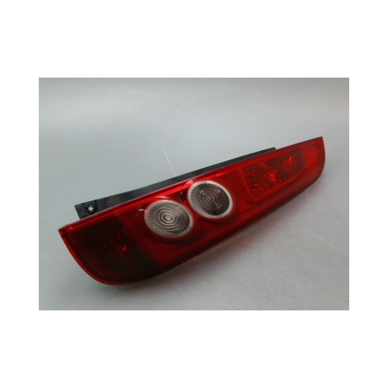 FEU ARRIERE DROIT FORD FIESTA V Phase 2 2005-2008