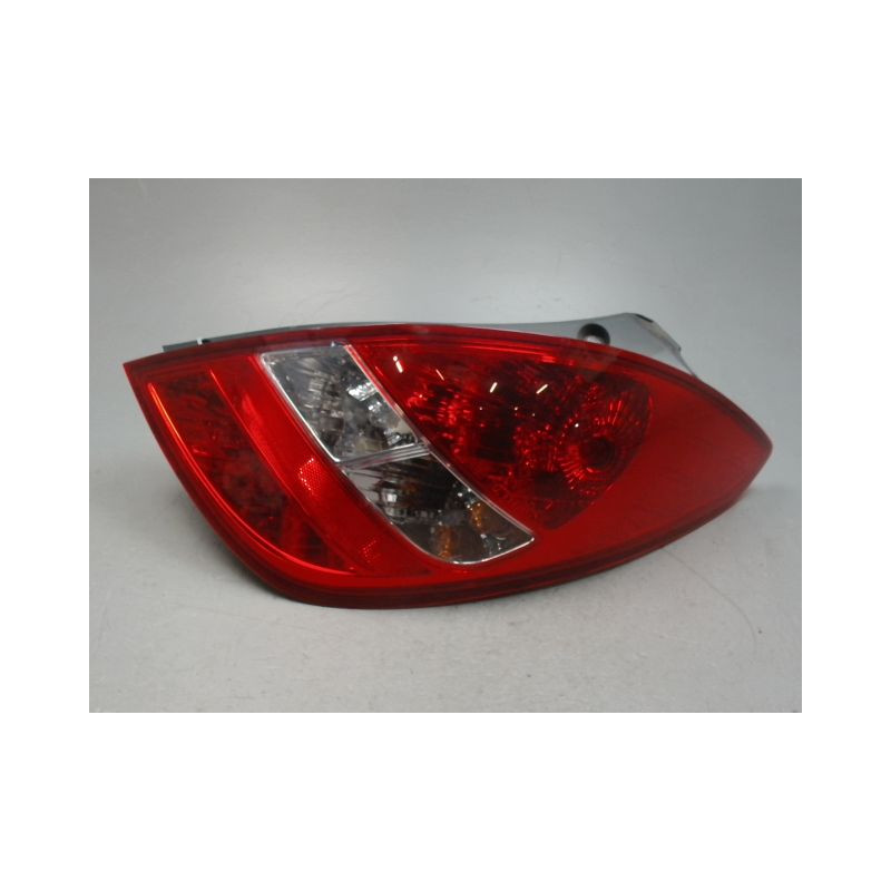 FEU ARRIERE DROIT HYUNDAI I20