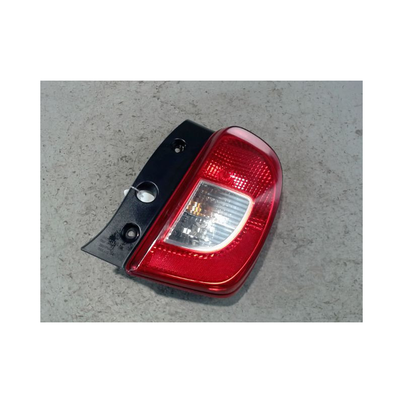 FEU ARRIERE DROIT NISSAN MICRA 2009-