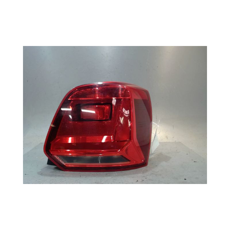 FEU ARRIERE DROIT VOLKSWAGEN POLO