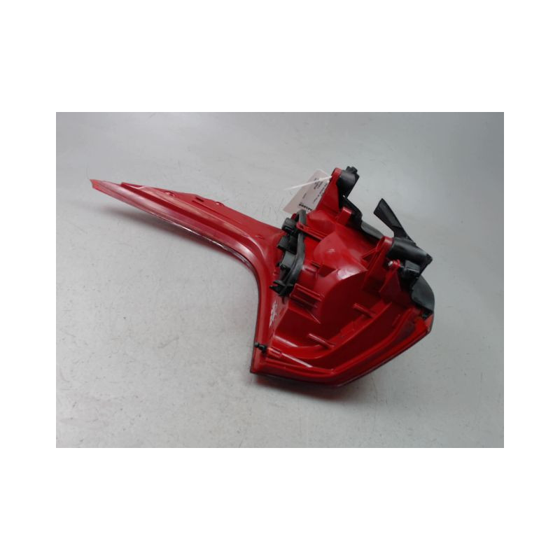 FEU ARRIERE DROIT PEUGEOT 5008 MONOSP. I Phase 1 2009-2013