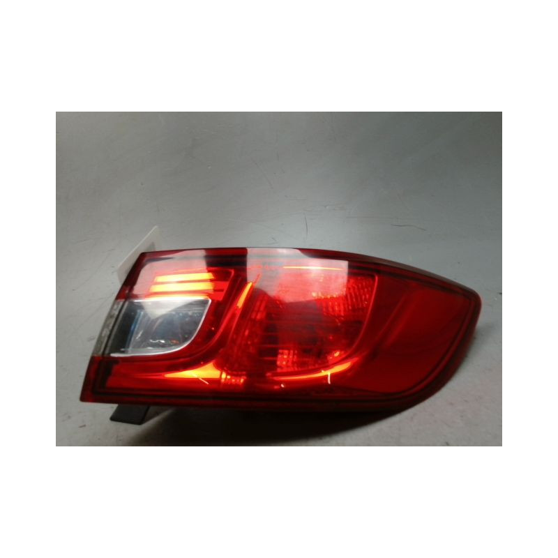 FEU ARRIERE DROIT RENAULT CLIO IV 2012-