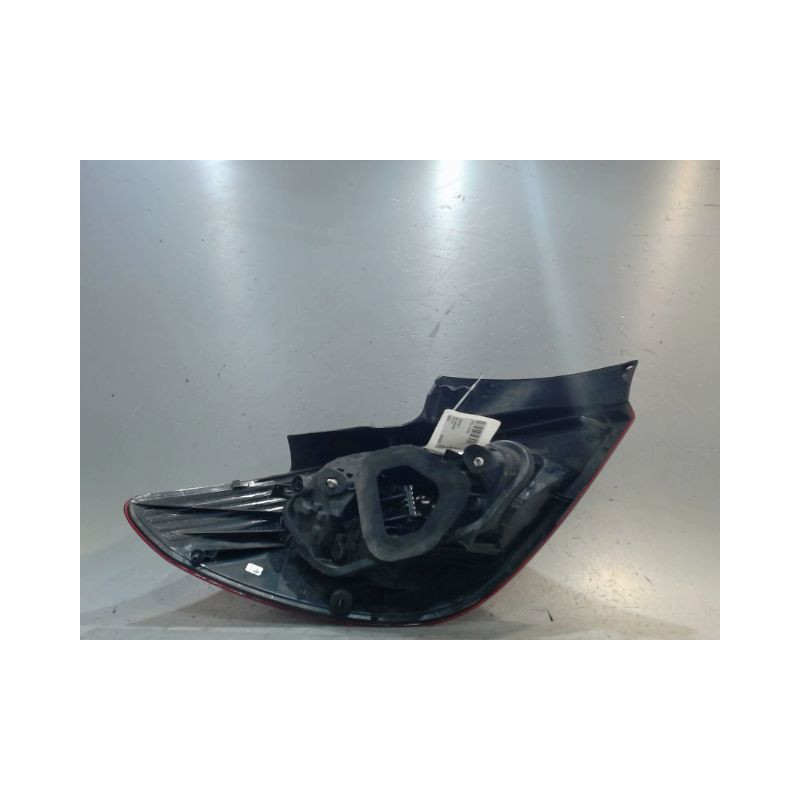 FEU ARRIERE DROIT OPEL CORSA