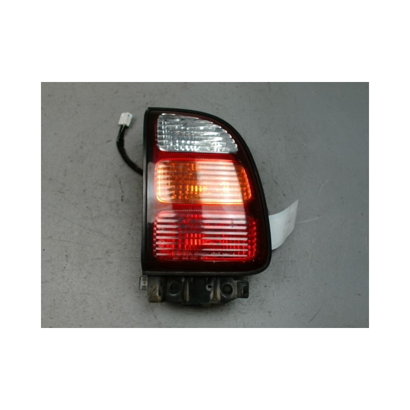 FEU ARRIERE DROIT TOYOTA RAV4 -97