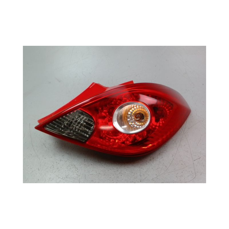 FEU ARRIERE DROIT OPEL CORSA IV Phase 2 (D) 2011-2015