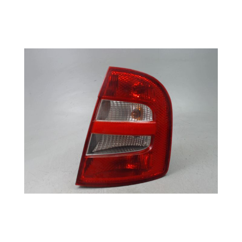 FEU ARRIERE DROIT SKODA FABIA I Phase 1 2000-2004