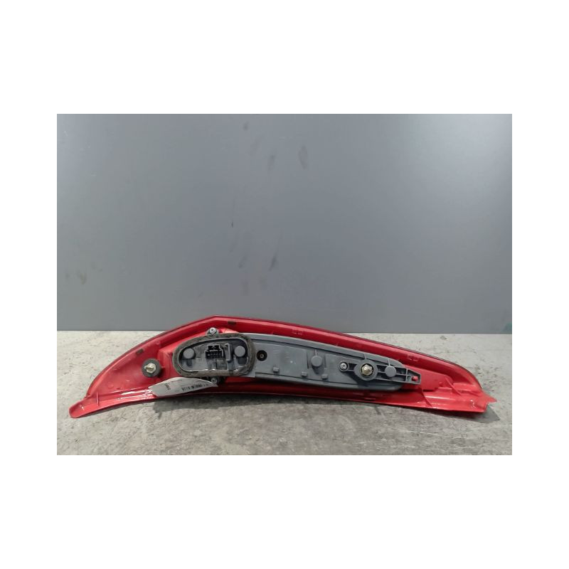FEU ARRIERE DROIT FIAT PUNTO 99-2003