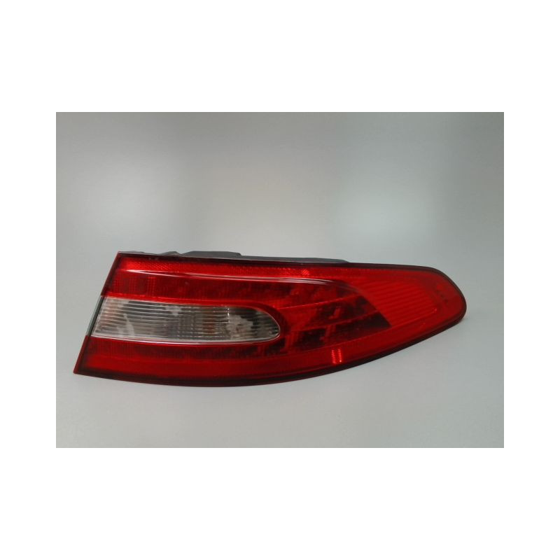 FEU ARRIERE DROIT JAGUAR XF