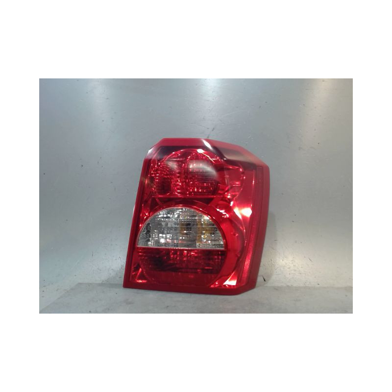 FEU ARRIERE DROIT DODGE CALIBER