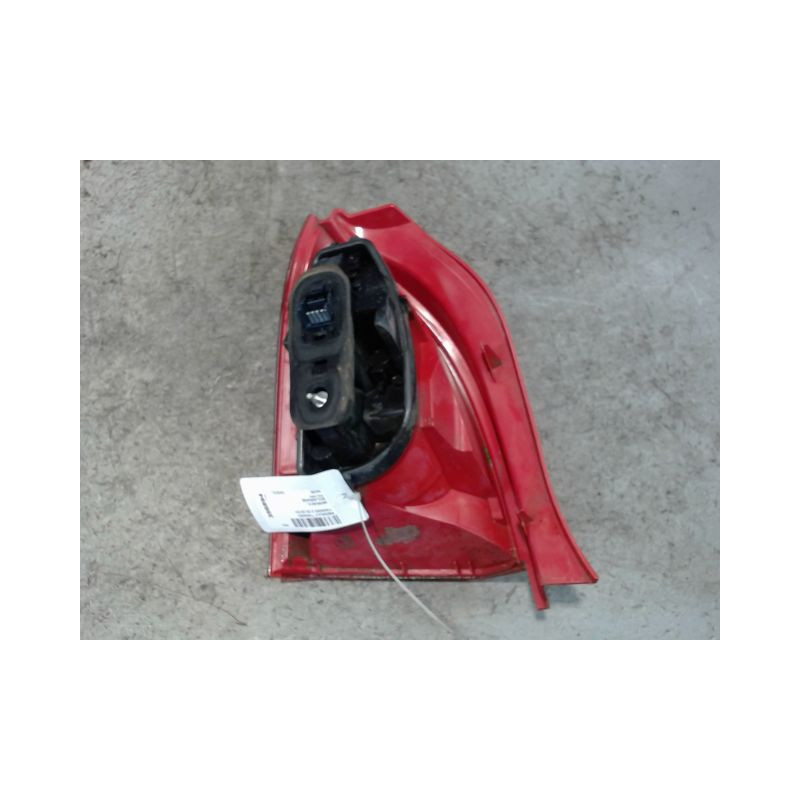 FEU ARRIERE DROIT RENAULT TWINGO 2 2010-