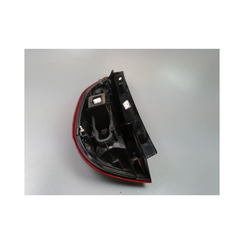 FEU ARRIERE DROIT RENAULT SCENIC MONOSP. III Phase 1 2009-2011