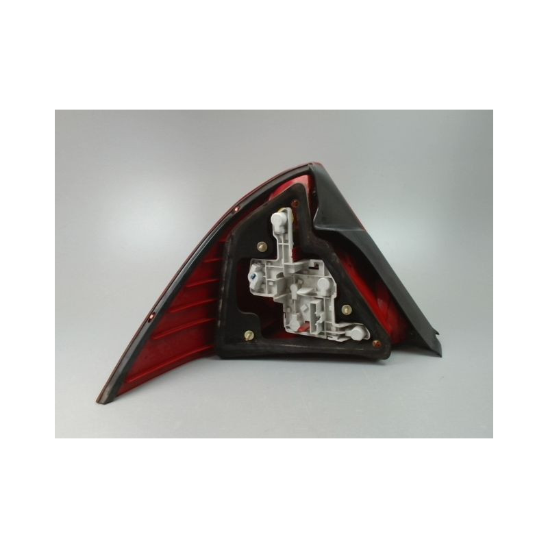 FEU ARRIERE DROIT FORD MONDEO II 2000-2007
