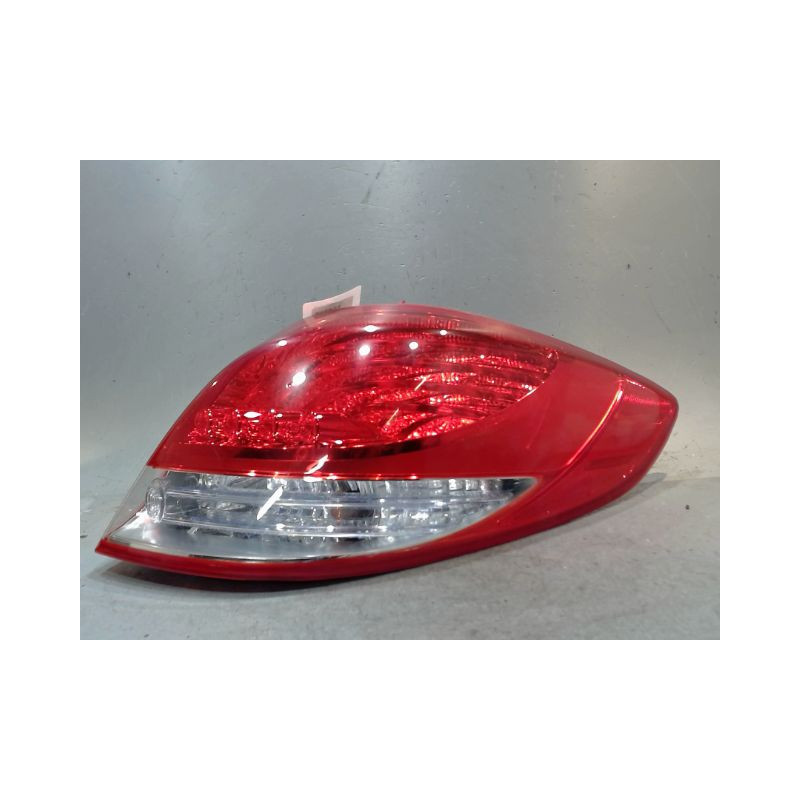 FEU ARRIERE DROIT HYUNDAI VELOSTER