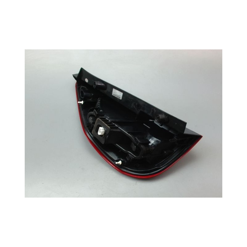 FEU ARRIERE DROIT RENAULT SCENIC MONOSP. III Phase 1 2009-2011