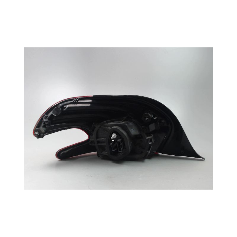 FEU ARRIERE DROIT PEUGEOT 208 Phase 1 2012-...