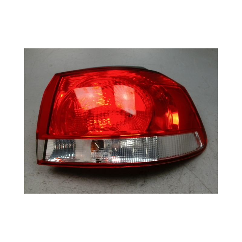 FEU ARRIERE DROIT VOLKSWAGEN GOLF VI 2008-