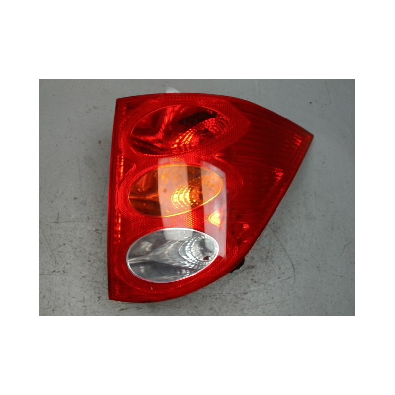 FEU ARRIERE DROIT PEUGEOT 1007