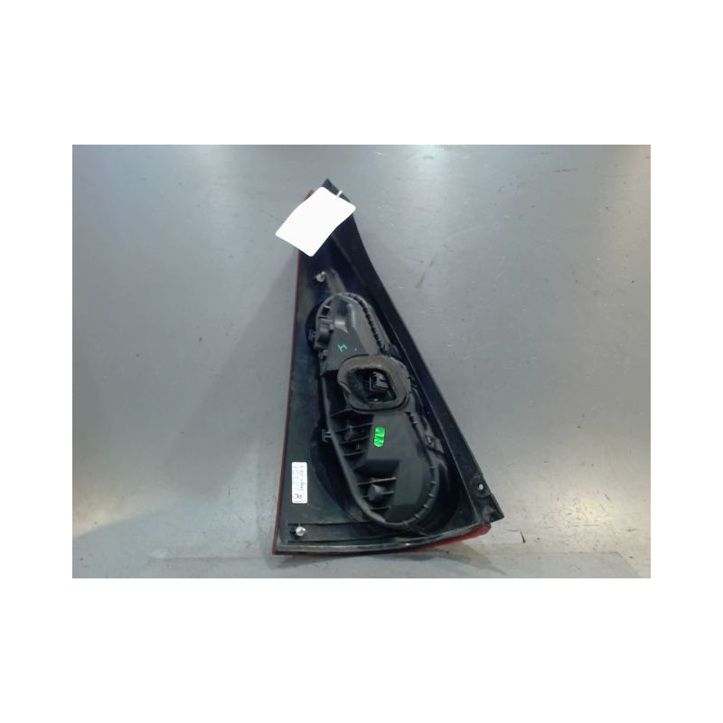 FEU ARRIERE DROIT PEUGEOT 107