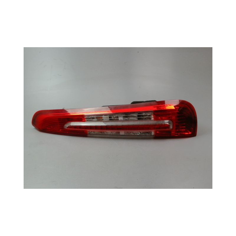 FEU ARRIERE DROIT FORD CMAX MONOSP. I Phase 2 2007-2010