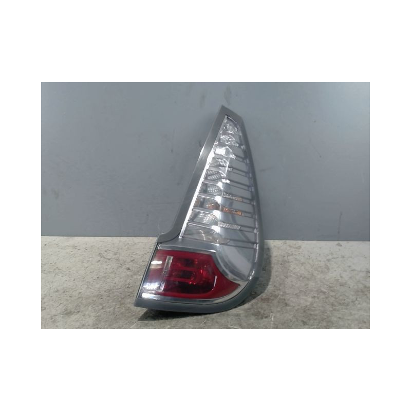 FEU ARRIERE DROIT RENAULT SCENIC III 2009-