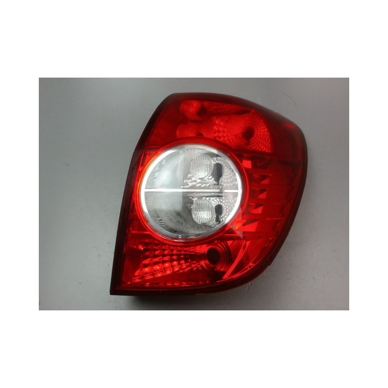 FEU ARRIERE DROIT CHEVROLET CAPTIVA BREAK Phase 2 2011-2012