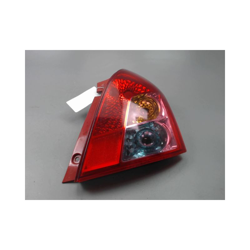 FEU ARRIERE DROIT SUZUKI SWIFT III 2005-2011