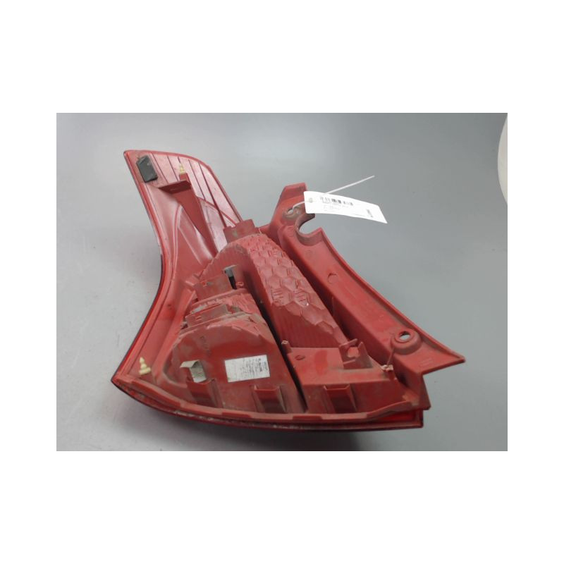 FEU ARRIERE DROIT SUZUKI SWIFT III 2005-2011