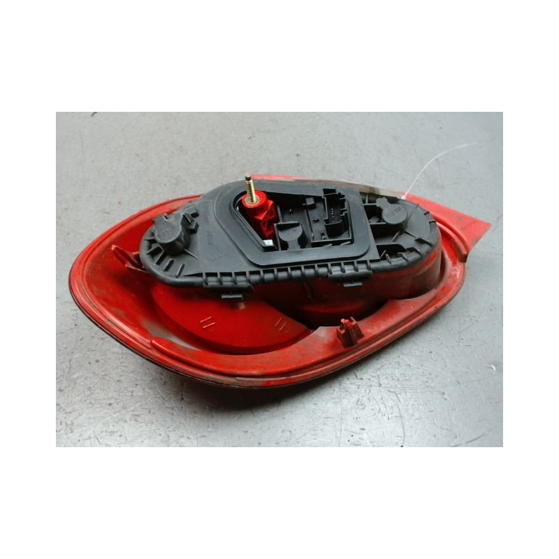 FEU ARRIERE DROIT TOYOTA AYGO 5P