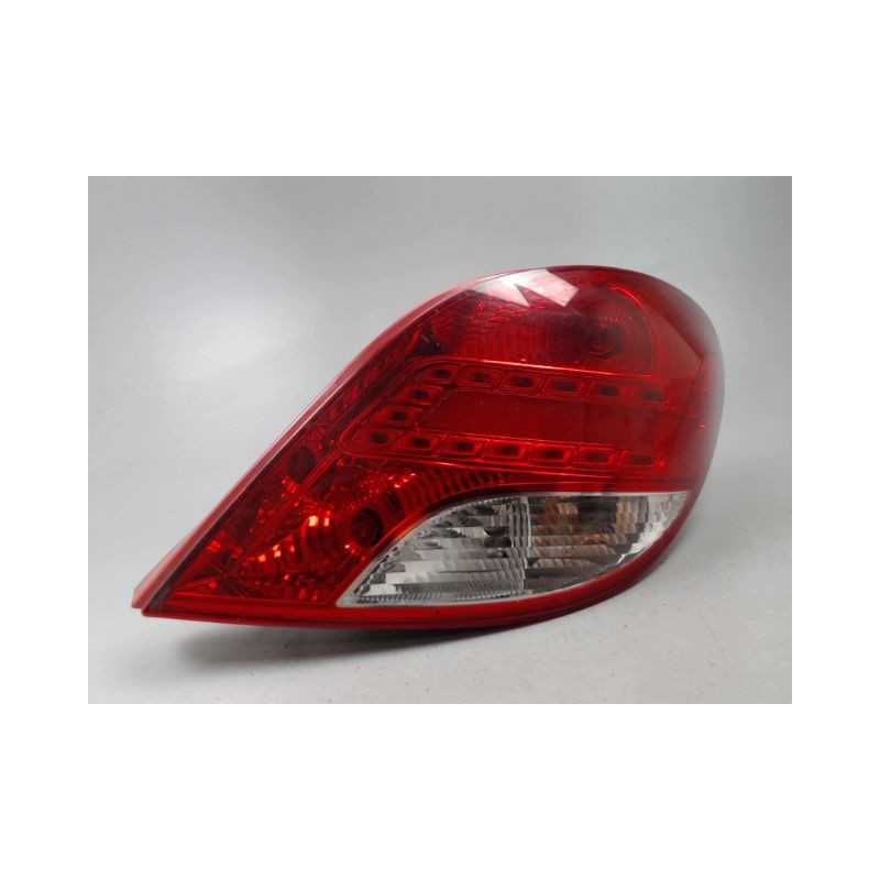 FEU ARRIERE DROIT PEUGEOT 207 2006-2013