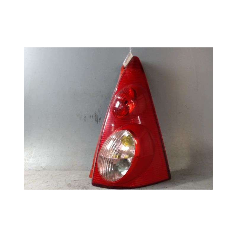 FEU ARRIERE DROIT PEUGEOT 107 5P