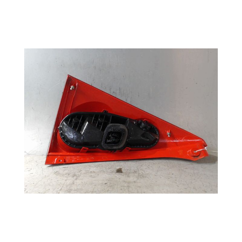 FEU ARRIERE DROIT PEUGEOT 107 5P