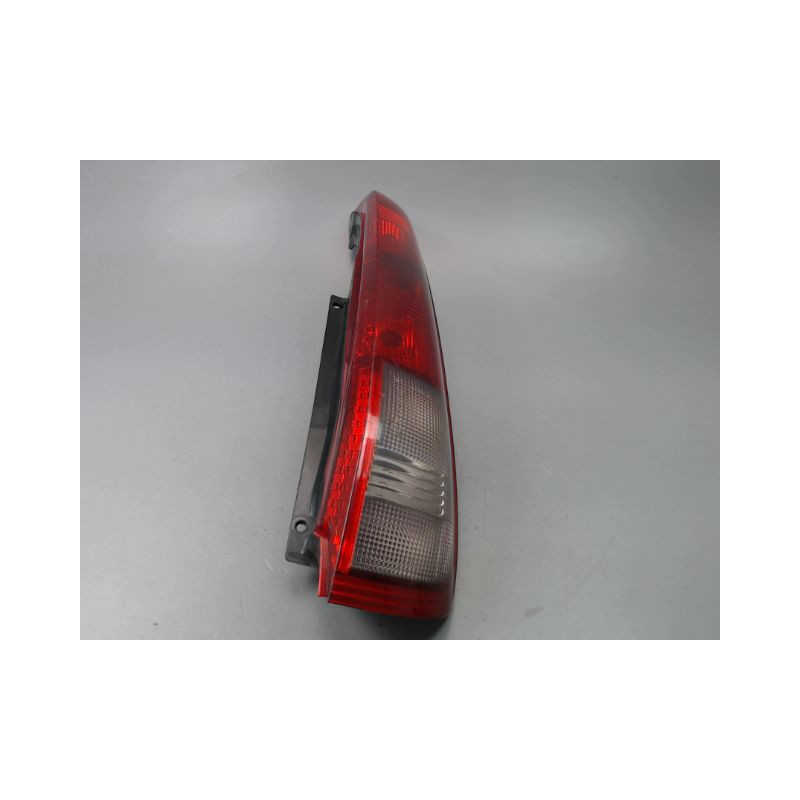 FEU ARRIERE DROIT NISSAN X-TRAIL BREAK I Phase 2 2004-2007